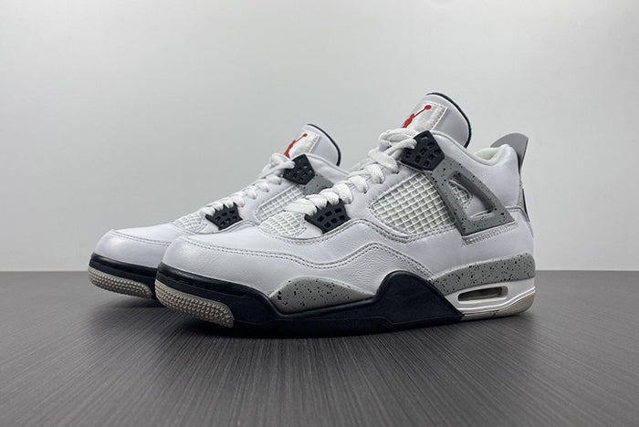 AIR JORDAN 4 OG “WHITE CEMENT”