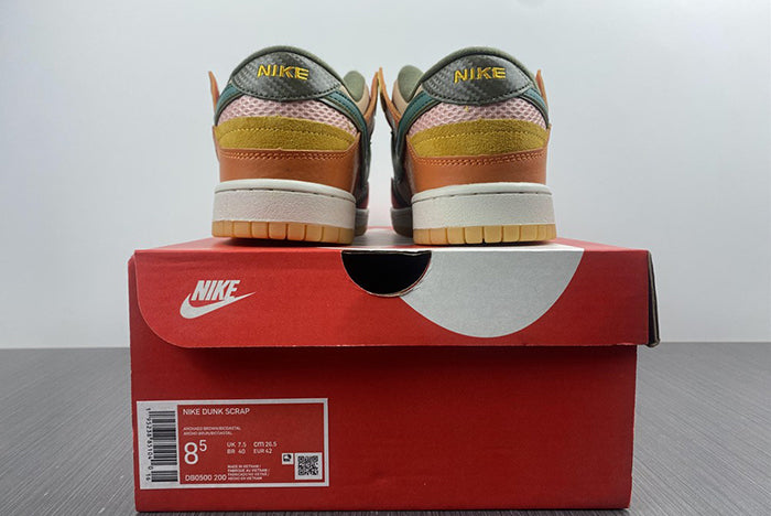 NIKE DUNK LOW "SCRAP ARCHEO BROWN"