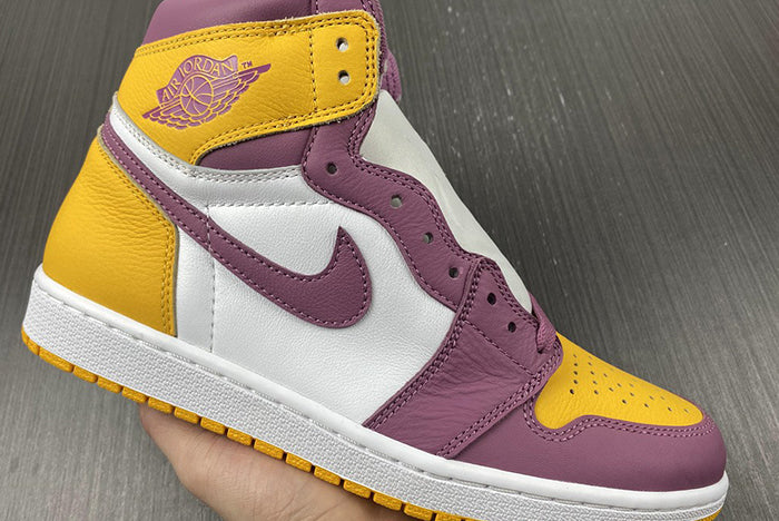 AIR JORDAN 1 HIGH OG “BROTHERHOOD"