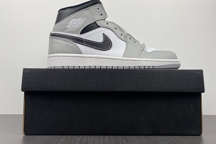 AIR JORDAN 1 MID “LIGHT SMOKE GREY”