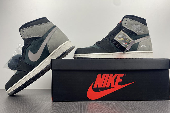AIR JORDAN 1 RETRO "HIGH ELEMENT GORE-TEX BLACK PARTICLE GREY"