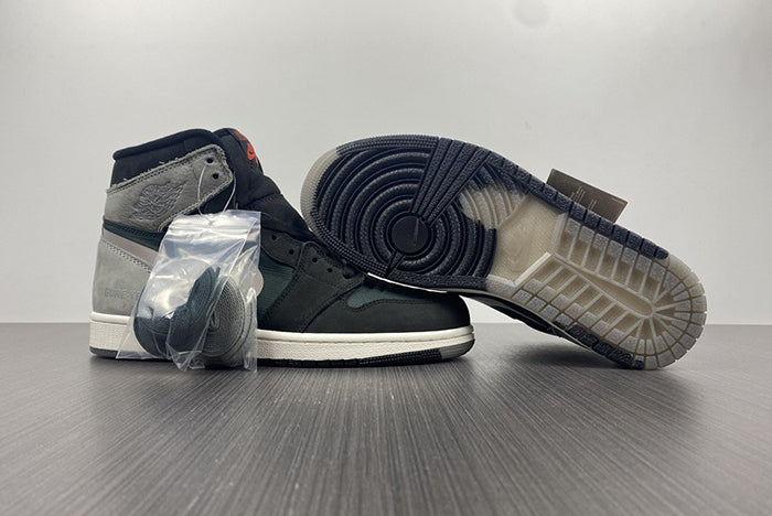 AIR JORDAN 1 RETRO "HIGH ELEMENT GORE-TEX BLACK PARTICLE GREY"