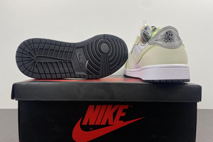 AIR JORDAN 1 RETRO LOW "WHITE GHOST GREEN BLACK"