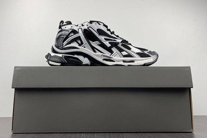 BALENCIAGA RUNNER WHITE BLACK WHITE