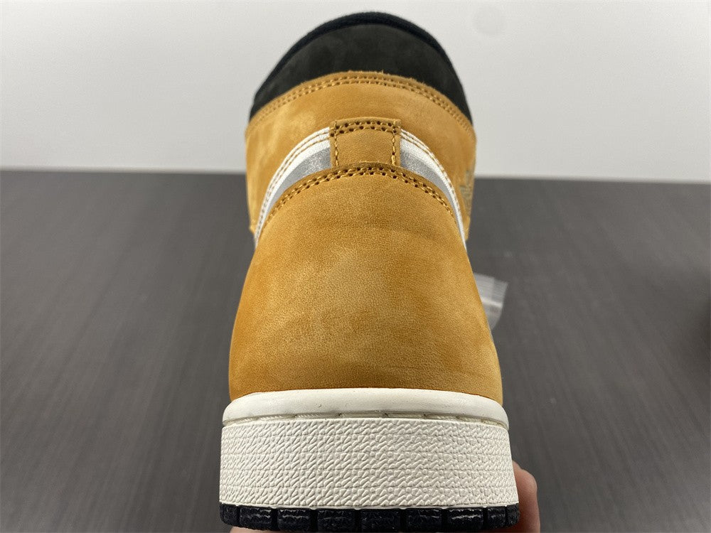 AIR JORDAN 1 HIGH "ELEMENT GORE-TEX LIGHT CURRY"