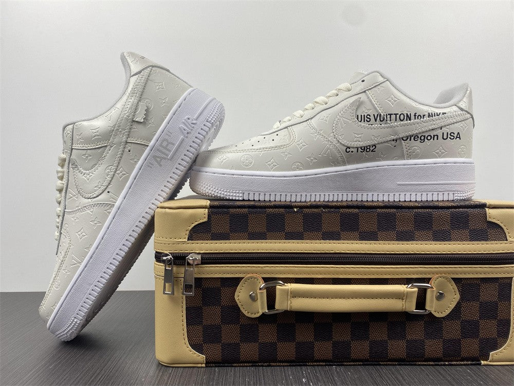 NIKE AIR FORCE 1 LOW OFF-WHITE "CREAM WHITE BLACK"