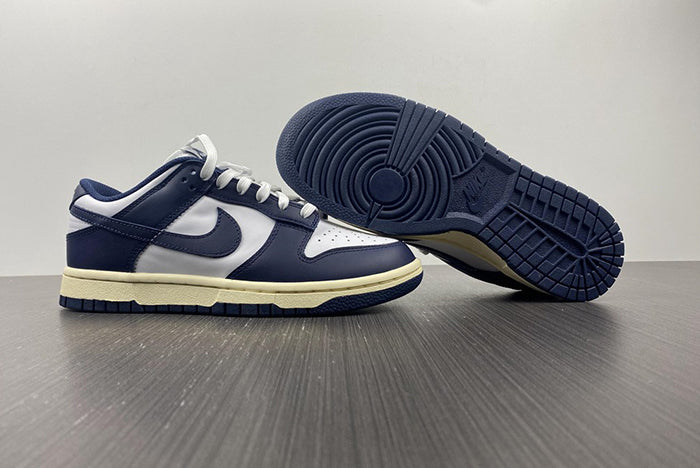 NIKE DUNK LOW VINTAGE NAVY (W)