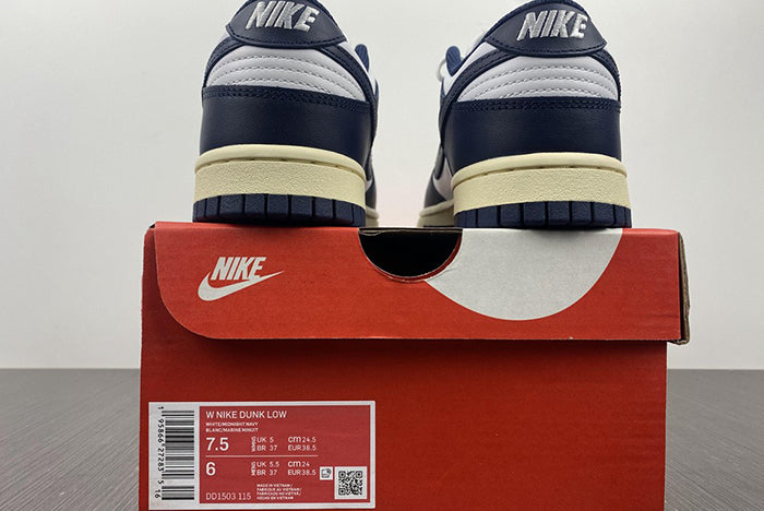 NIKE DUNK LOW VINTAGE NAVY (W)
