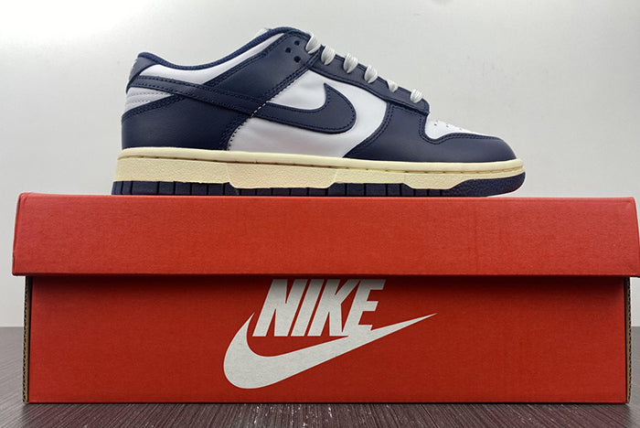 NIKE DUNK LOW VINTAGE NAVY (W)