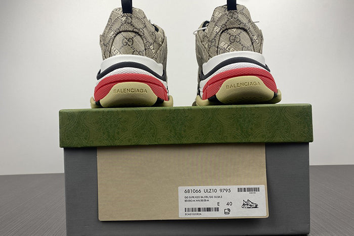 BALENCIAGA X GUCCI THE HACKER PROJECT TRIPLE S BEIGE