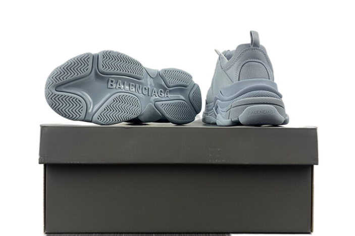 BALENCIAGA TRIPLE S