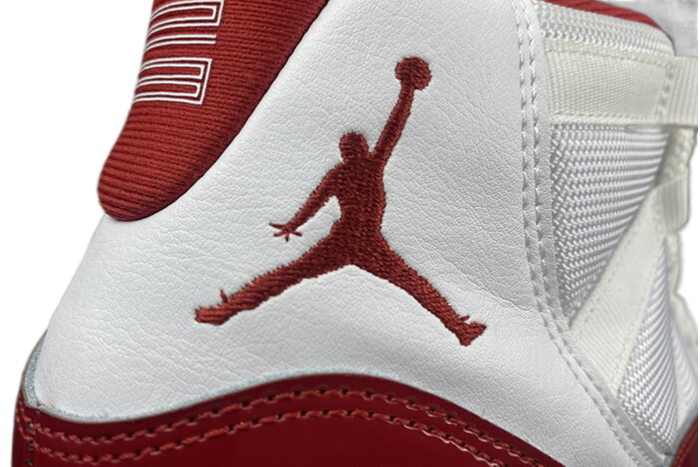 AIR JORDAN 11 "CHERRY"