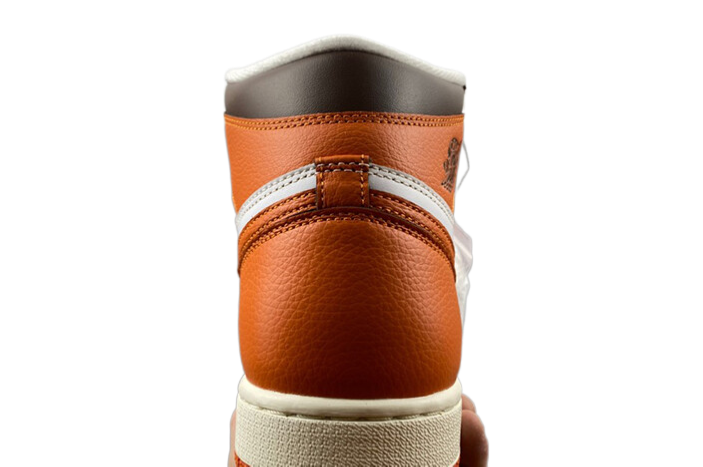 AIR JORDAN 1 RETRO HIGH OG "STARFISH"