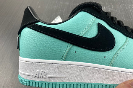 TIFFANY & CO. X AIR FORCE 1 "LOW"