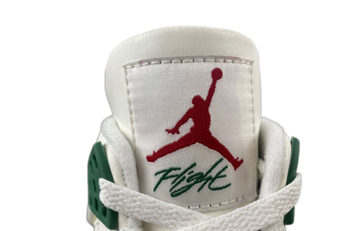 AIR JORDAN 4 RETRO SB "PINE GREEN"