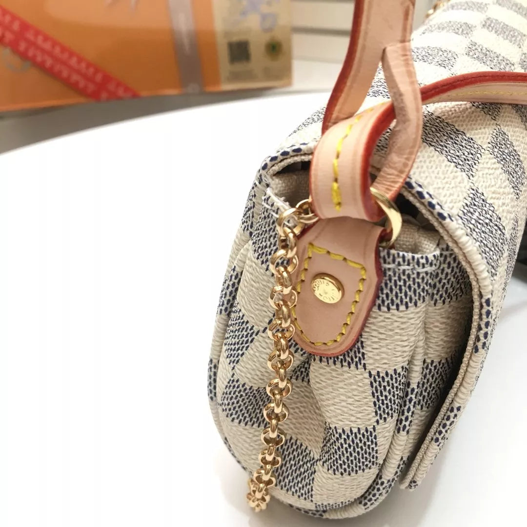 LOUIS VUITTON M40717 BAG