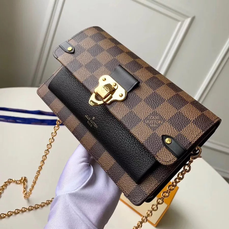 LOUIS VUITTON VAVIN CHAIN WALLET