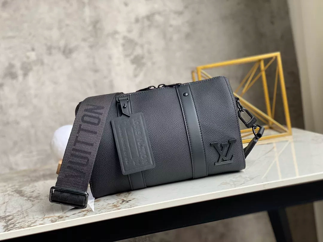 LOUIS VUITTON 27 X 17 X 13CM CITY KEEPALL 27CM