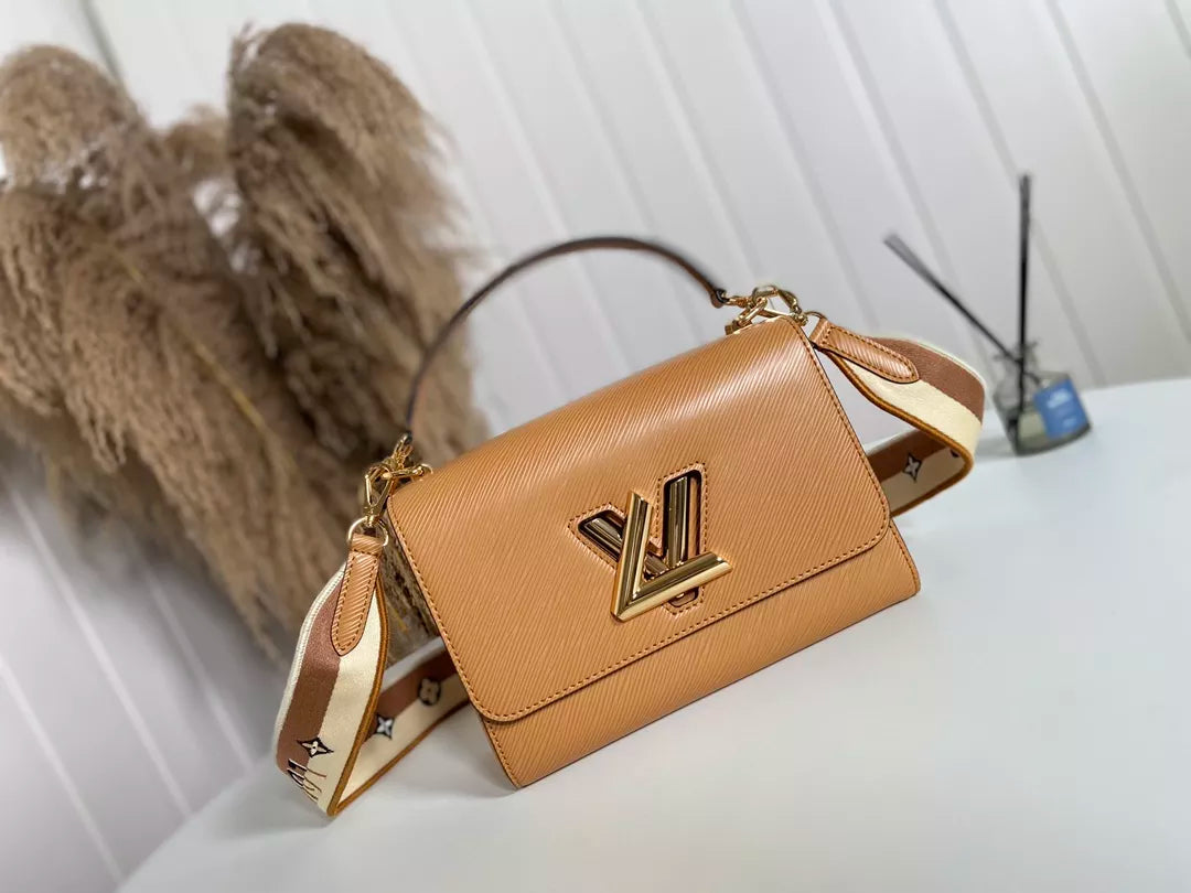 LOUIS VUITTON 23 X 17 X 9.5CM MM TWIST