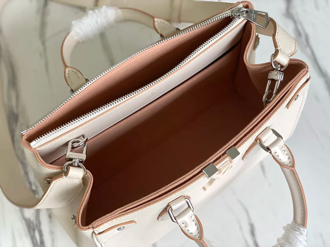 LOUIS VUITTON 27 X 19 X 11.5 CM GRENELLE TOTE BAG