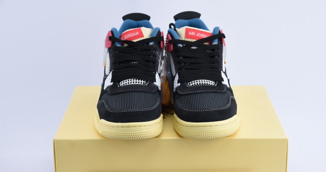 AIR JORDAN 4 "UNION AIR NOIR IN BLACK"