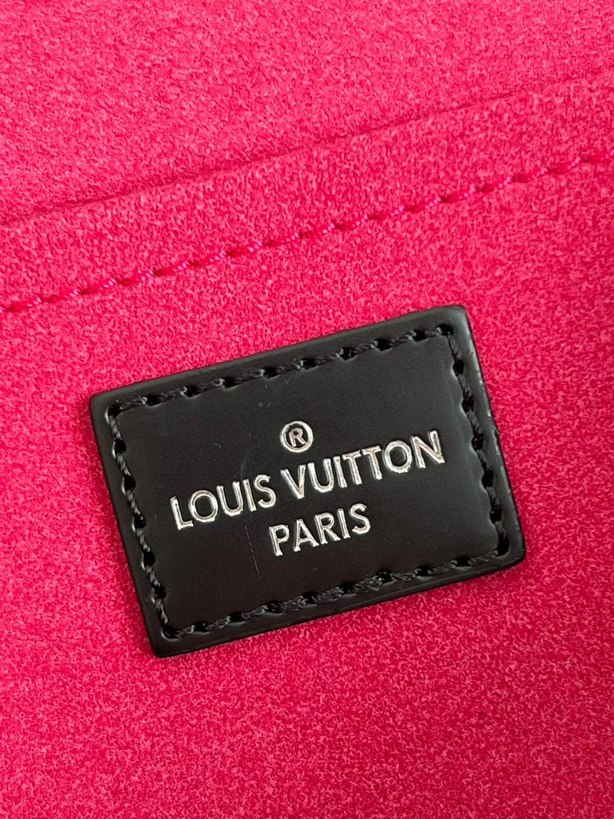 LOUIS VUITTON CLUNY HANDBAG, EPI LEATHER