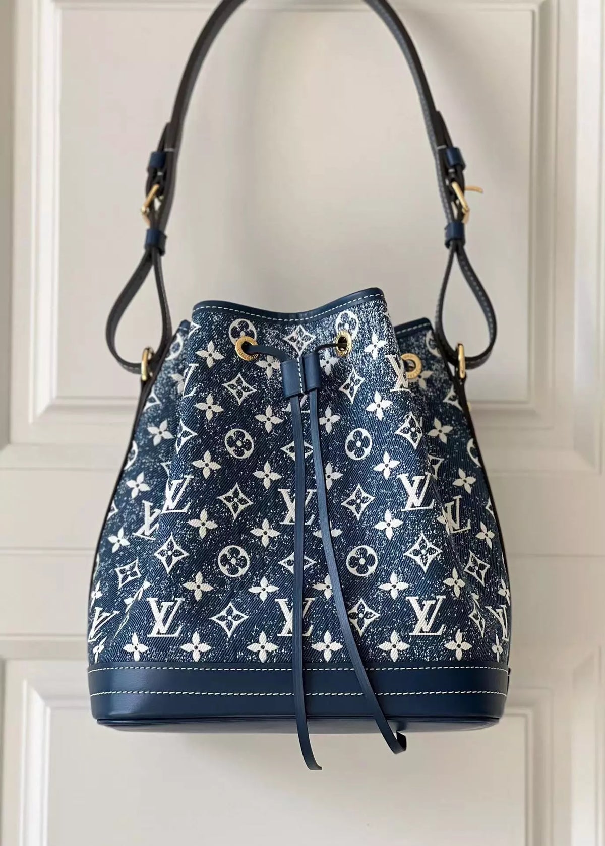 LOUIS VUITTON 25*28.5*20CM ORIGINAL TIT NO É BUCKET BAG