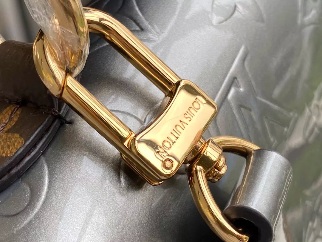 LOUIS VUITTON WYNWOOD CHAIN BAG，MONOGRAM VERNIS LEATHER + MONOGRAM CANVAS