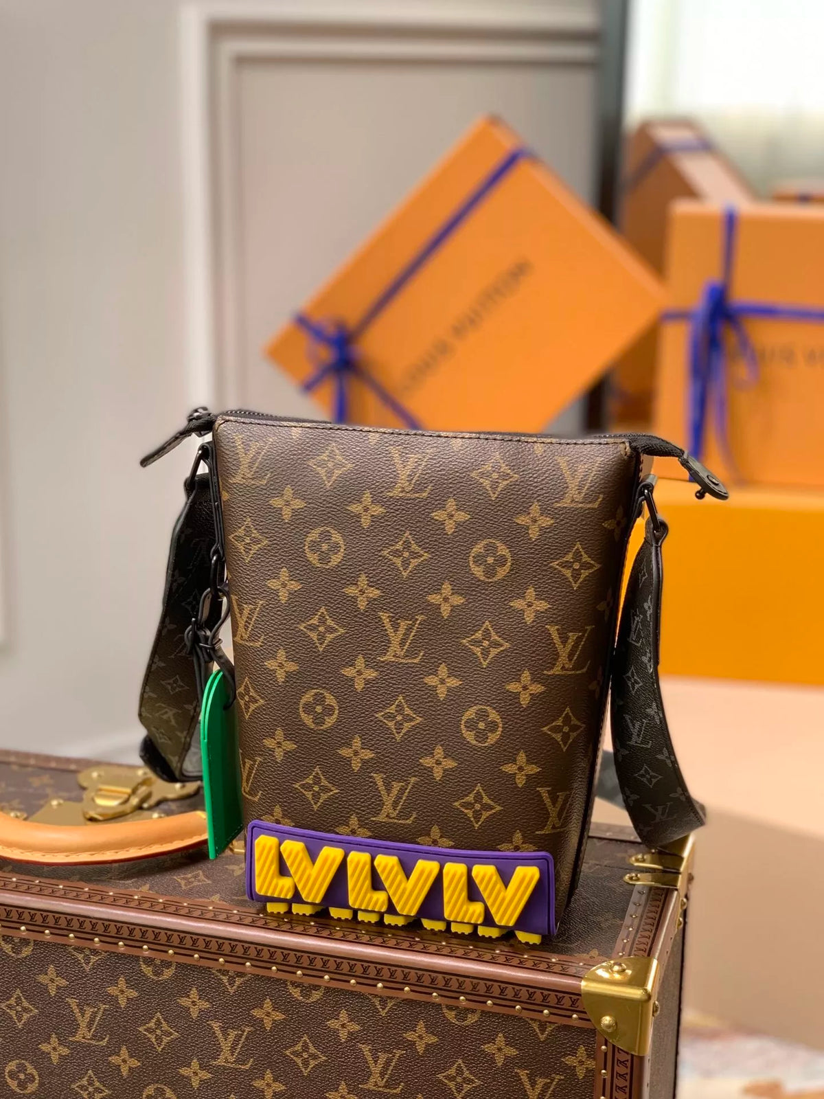 LOUIS VUITTON 16.5 X 24.0 X 10.0CM CRUISER POSTMAN BAG, MONOGRAM + MONOGRAM ECLIPSE CANVAS