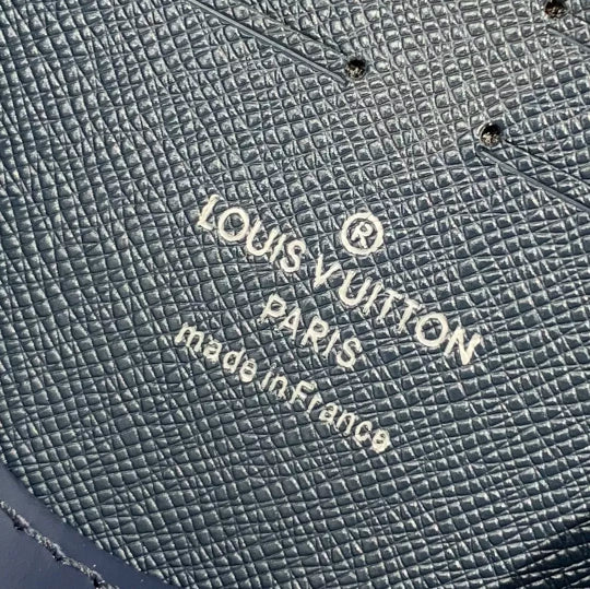 LOUIS VUITTON 26X20X5CM MONOGRAM ECLIPSE