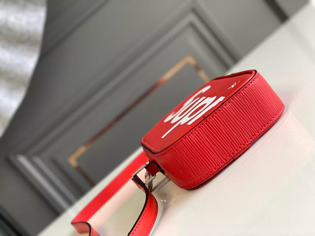 LOUIS VUITTON 12X17X5CM SUPREME CO BRANDED, COWHIDE