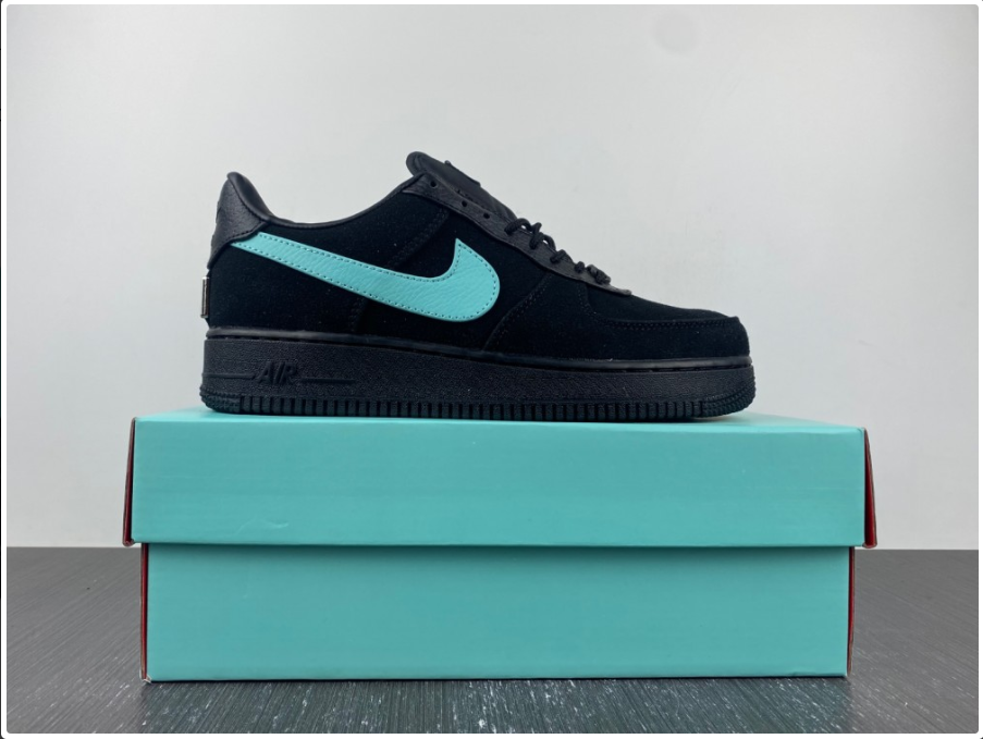 TIFFANY & CO. X AIR FORCE 1 "LOW" BLACK