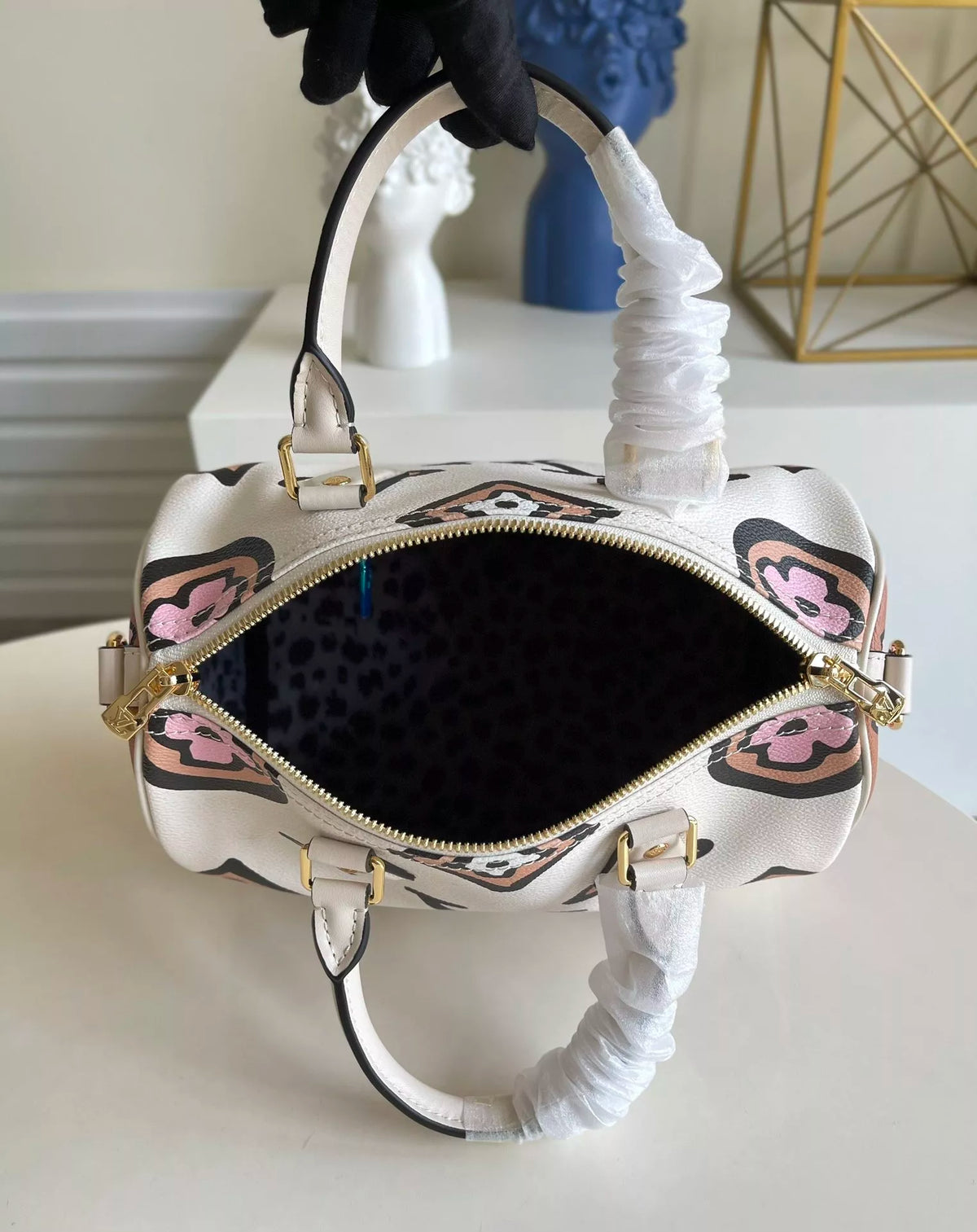 LOUIS VUITTON SPEEDY BANDOULIÈRE 25 WILD AT HEART MONOGRAM 25 X 19 X 15CM