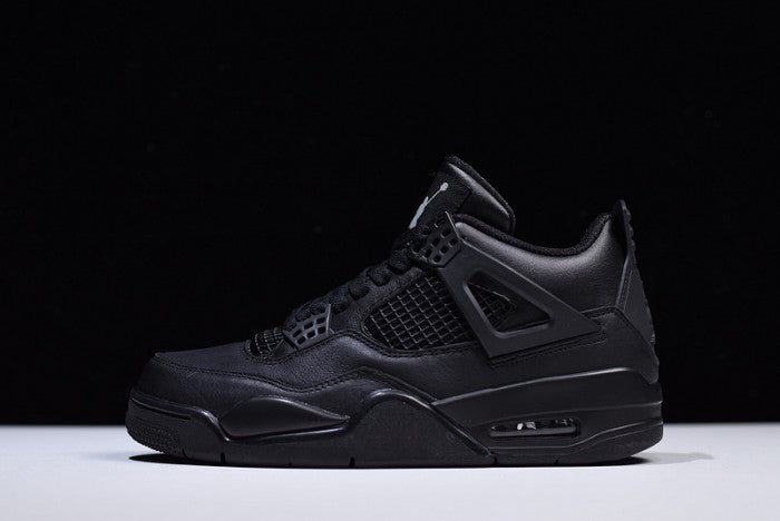AIR JORDAN 4 RETRO "BLACK CAT"