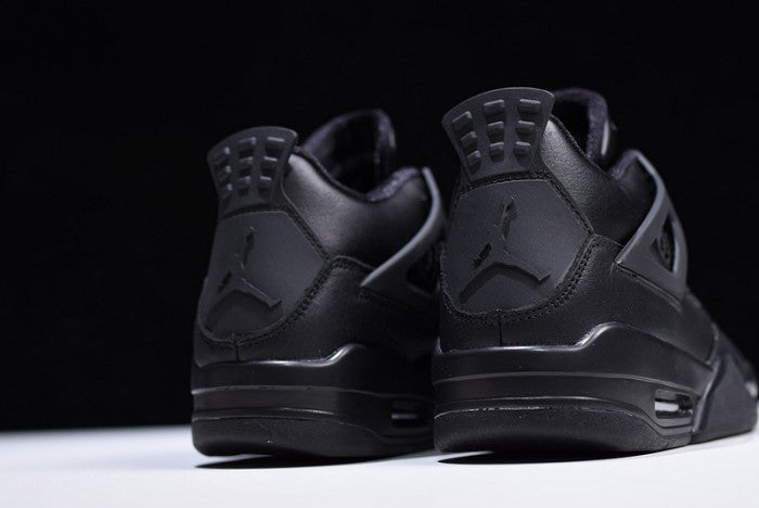 AIR JORDAN 4 RETRO "BLACK CAT"