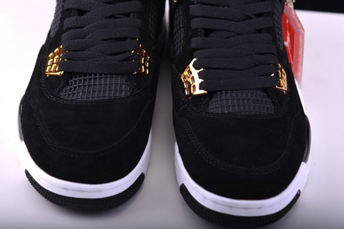 AIR JORDAN 4 RETRO "ROYALTY"