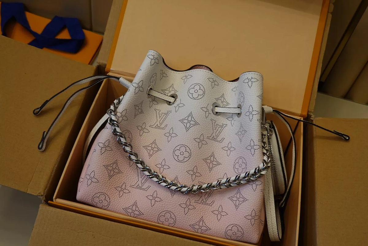 LOUIS VUITTON BELLA MURIA BAG
