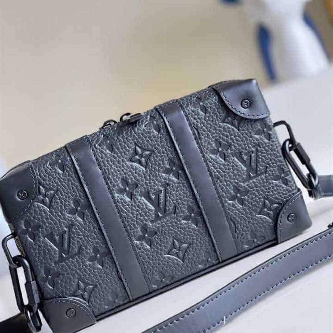 LOUIS VUITTON SOFT TRUNK WALLET TAURILLON MONOGRAM LEATHER