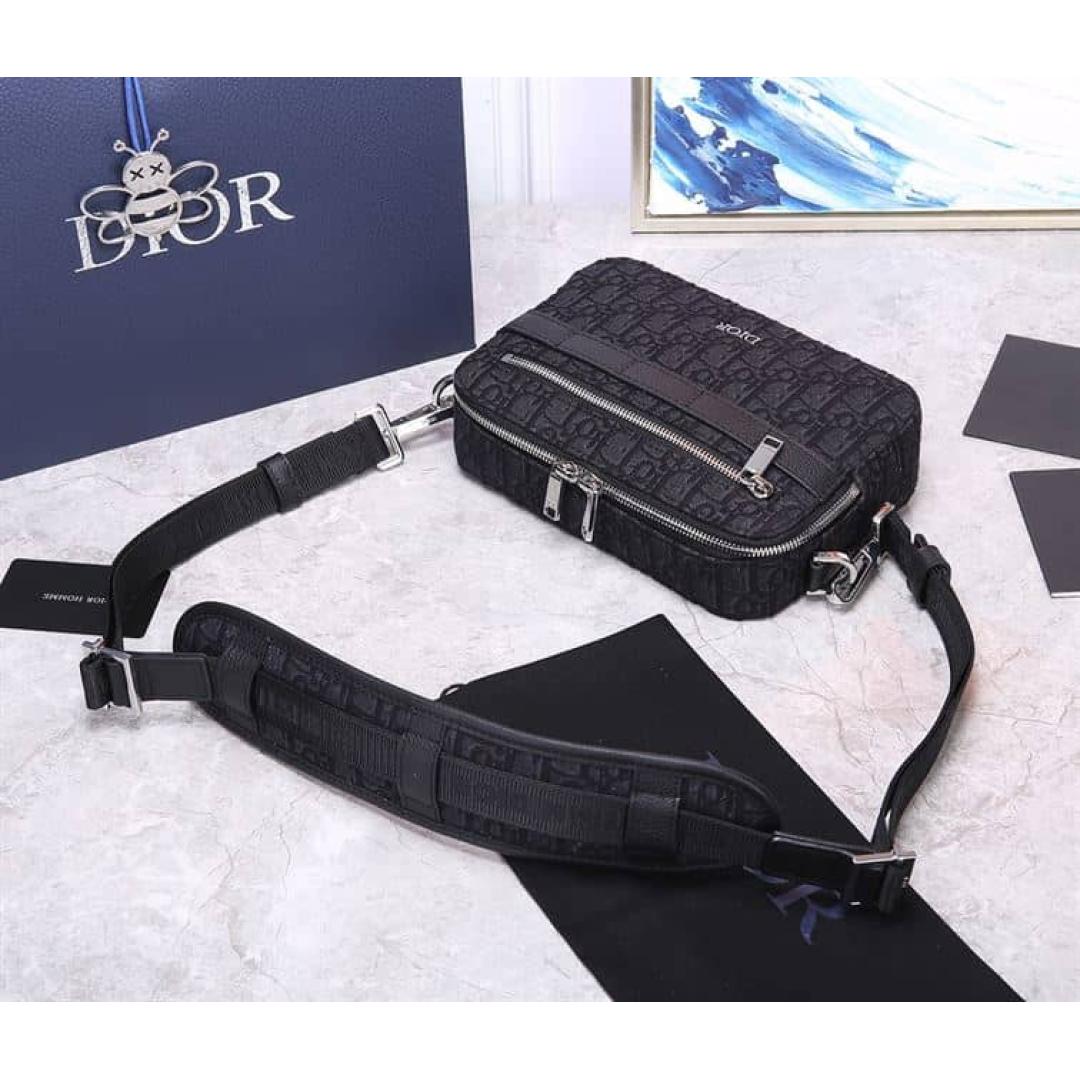 SAFARI MESSENGER BAG BLACK DIOR OBLIQUE JACQUARD