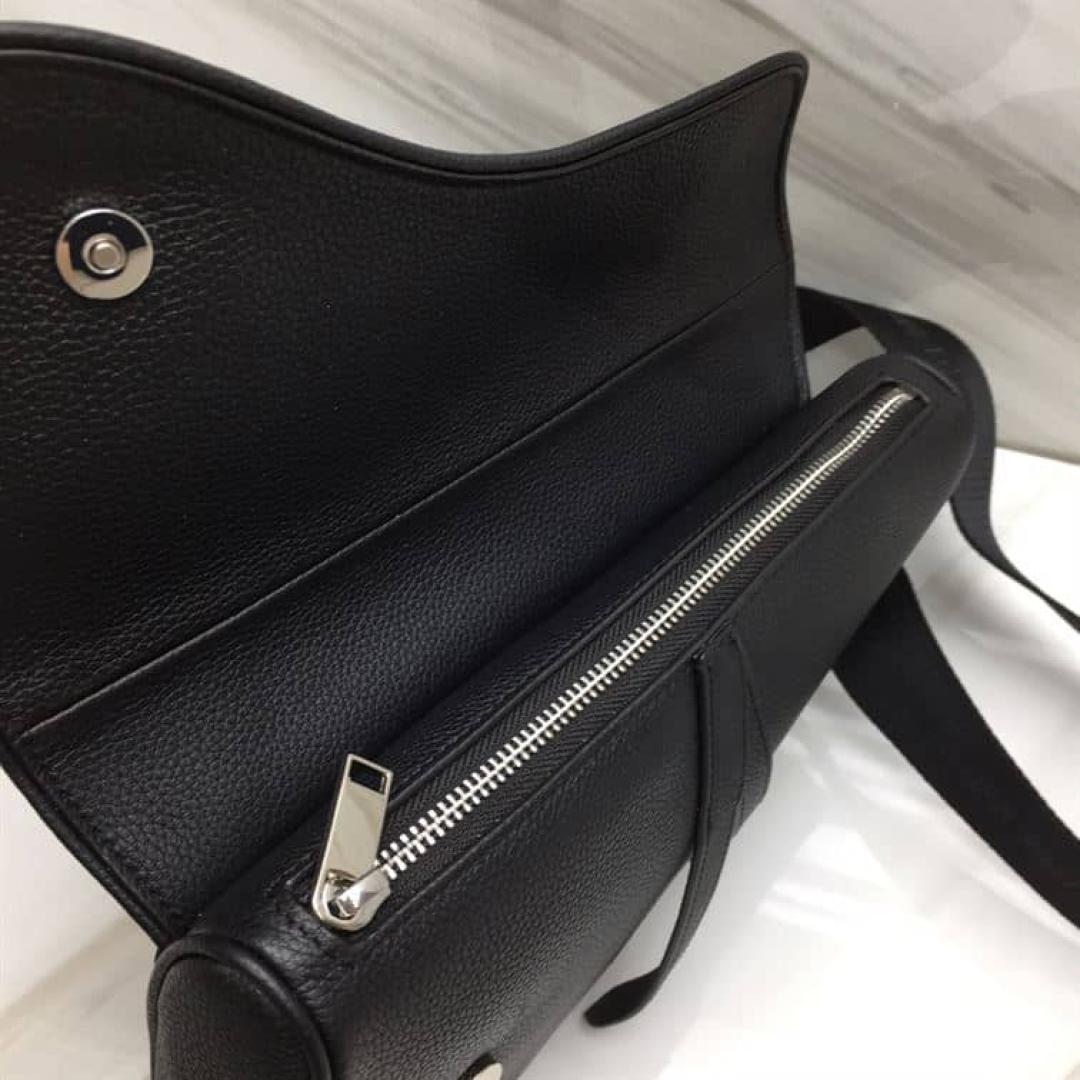 SADDLE BAG BLACK GRAINED CALFSKIN