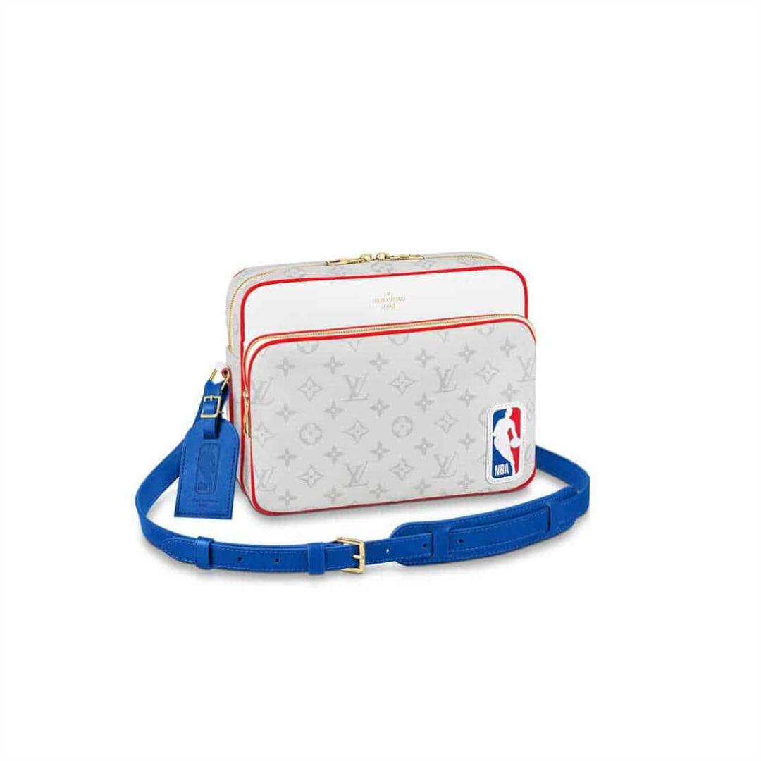 LOUIS VUITTON TRIO MESSENGER BAG
