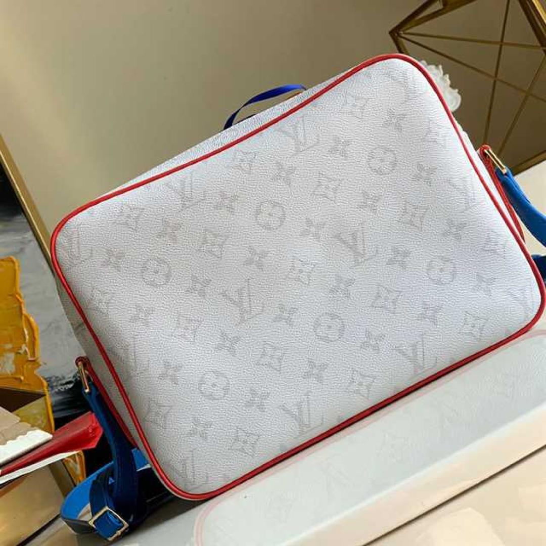 LOUIS VUITTON TRIO MESSENGER BAG