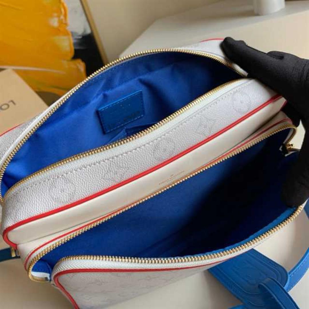 LOUIS VUITTON TRIO MESSENGER BAG