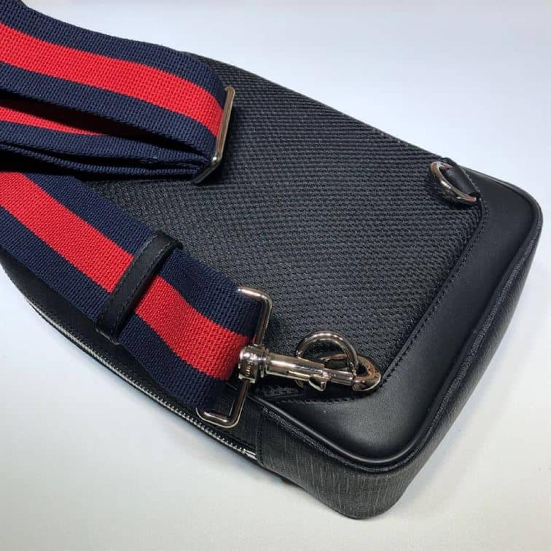 GUCCI ALL OVER PRINT MESSENGER BAG BLACK