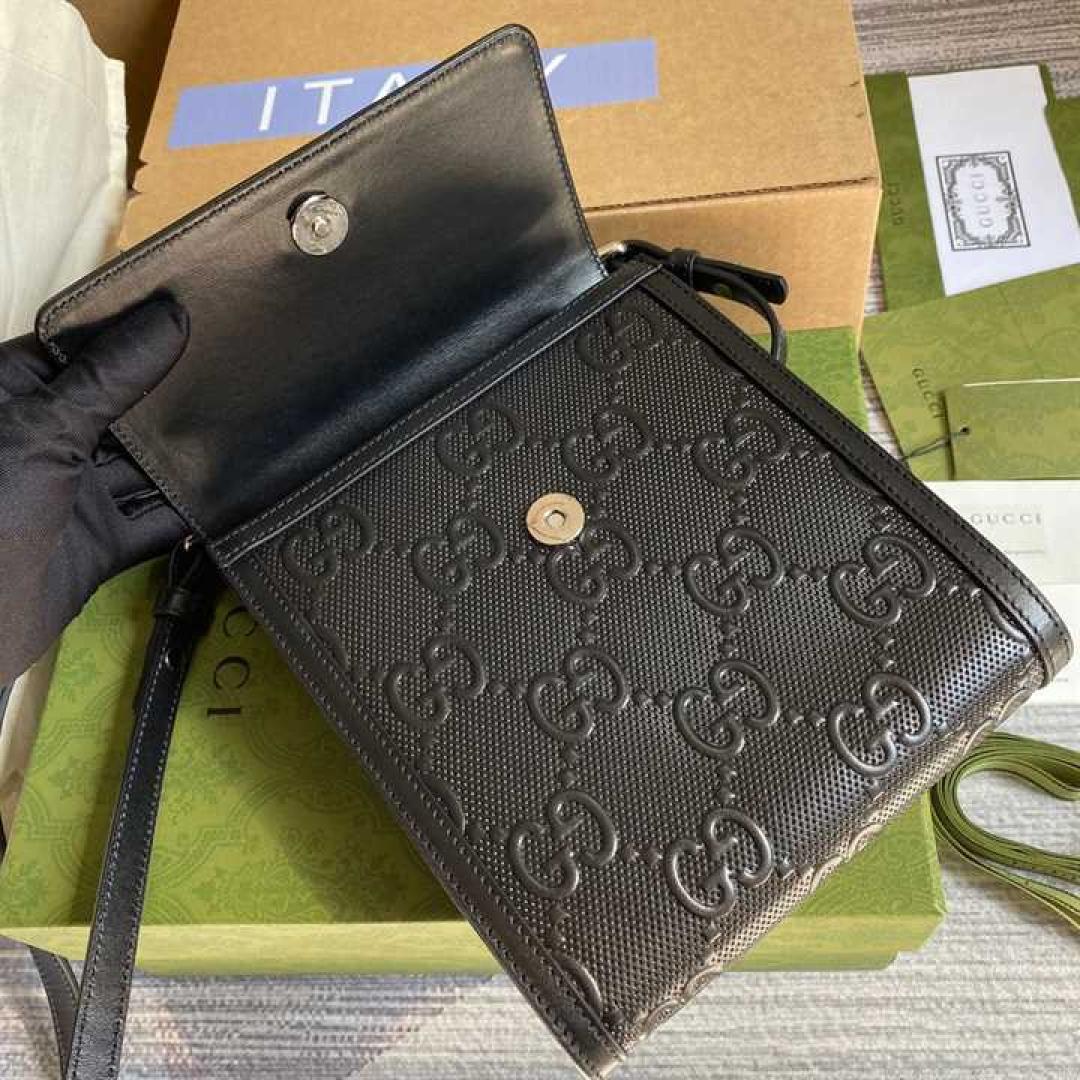 GUCCI GG EMBOSSED MESSENGER BAG BLACK GG EMBOSSED LEATHER COTTON LINEN LINING