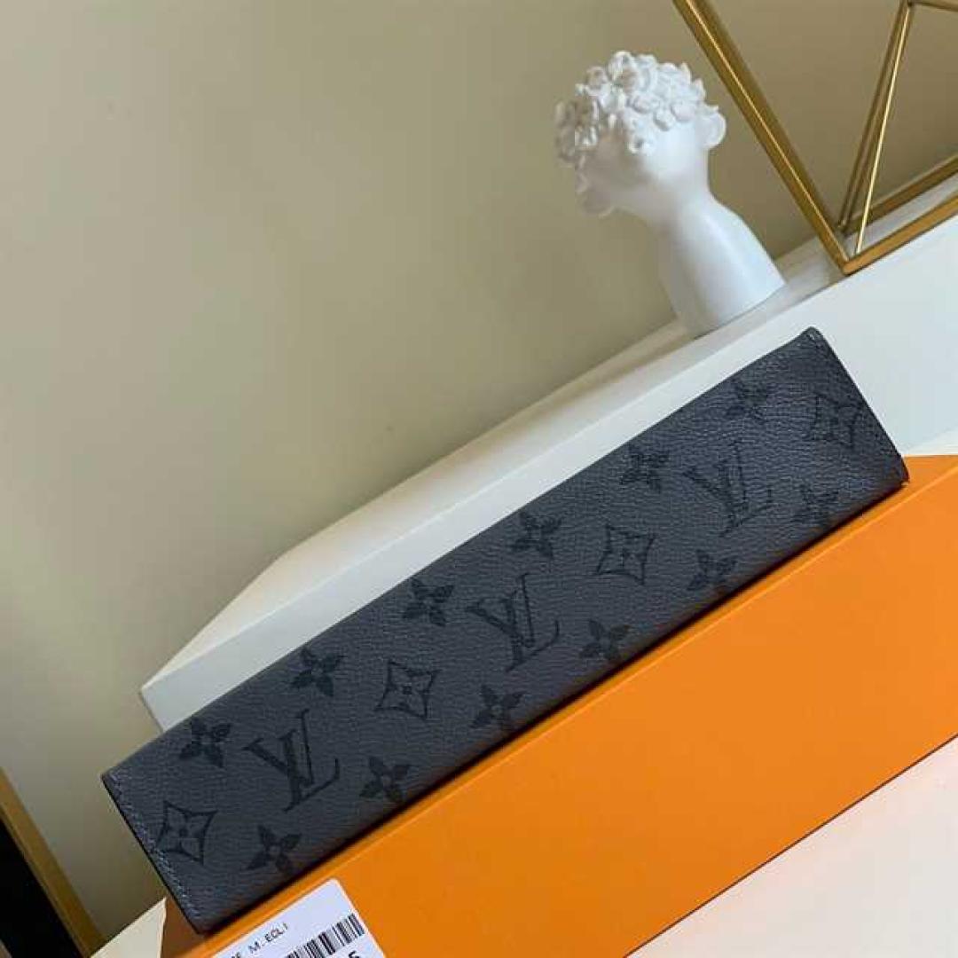 LOUIS VUITTON POCHETTE VOYAGE MM MONOGRAM ECLIPSE CANVAS