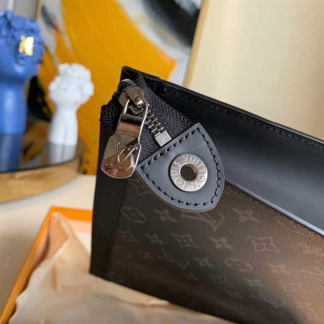 LOUIS VUITTON POCHETTE VOYAGE MM MONOGRAM ECLIPSE