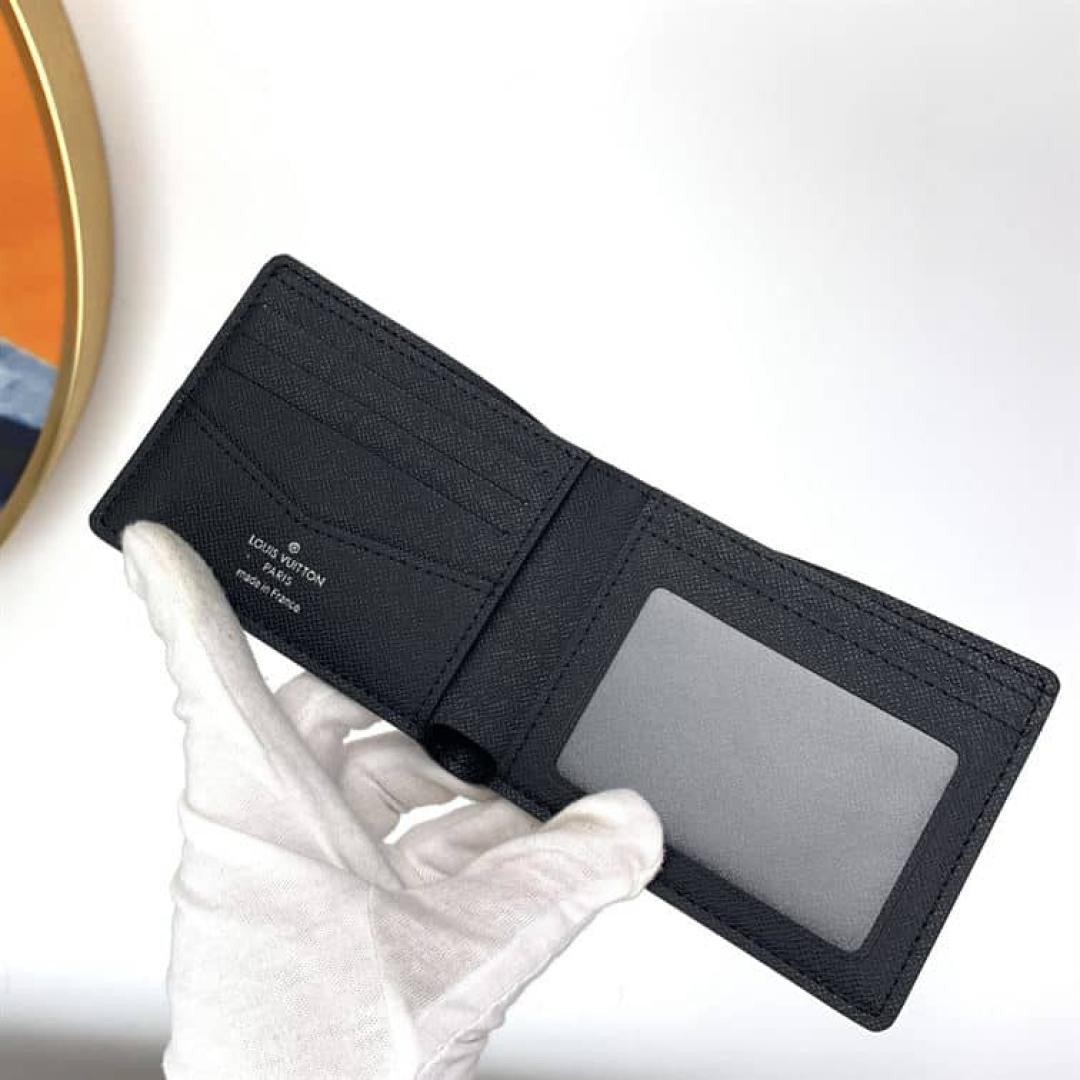 SLENDER WALLET