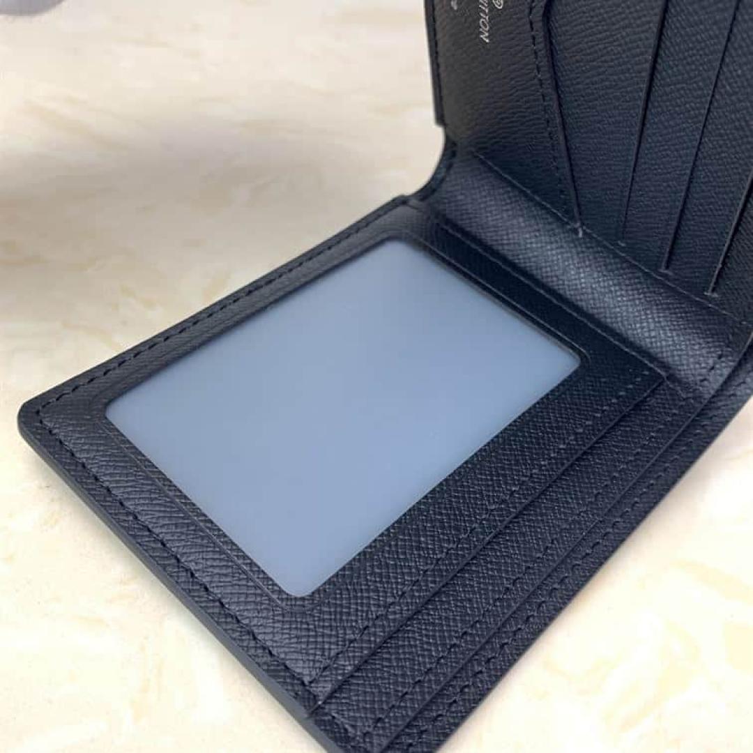 MULTIPLE WALLET