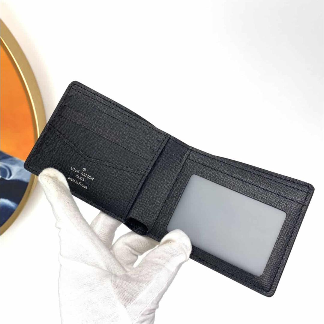 MULTIPLE WALLET